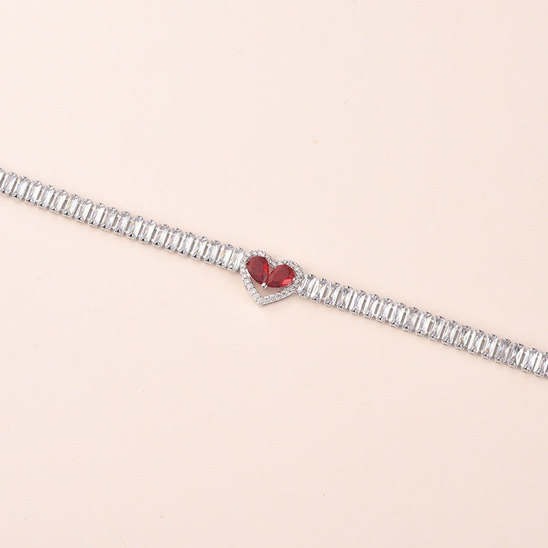 Golden Heart-Shaped Bracelet With Diamonds Light Luxury Handmade Love-Heart Design