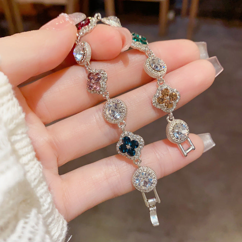 Personalized Fashionable Colorful Zircon Four-Leaf Clover Circle Bracelet